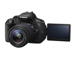 Canon  EOS 700D