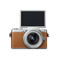 Panasonic   LUMIX DMC-GF7