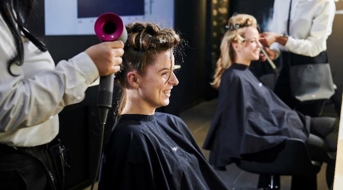 Expérience client : Dyson installe des salons de coiffure dans ses boutiques en propre