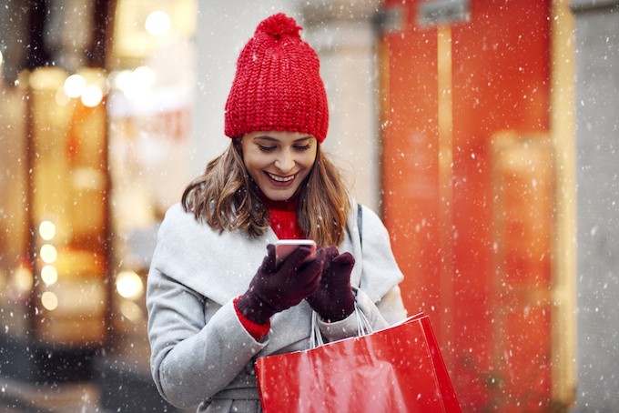 Achats de Noël en ligne ou en magasin ? Les Français ont déjà choisi