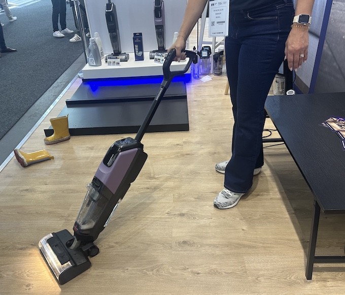 Bissell étoffe ses gammes de détacheurs SpotClean et de wet & dry CrossWave Bissell étoffe ses gammes de détacheurs SpotClean et de wet & dry CrossWave