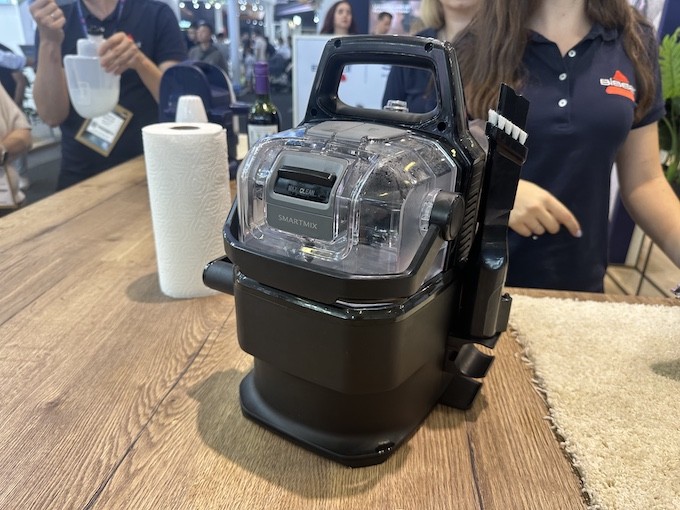 Bissell étoffe ses gammes de détacheurs SpotClean et de wet & dry CrossWave Bissell étoffe ses gammes de détacheurs SpotClean et de wet & dry CrossWave