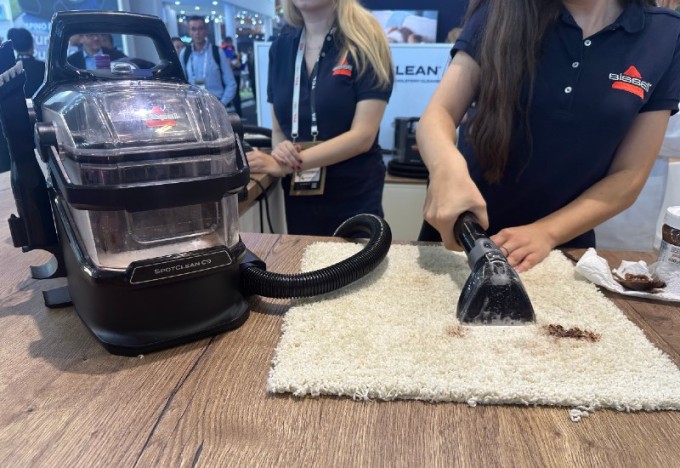 Bissell étoffe ses gammes de détacheurs SpotClean et de wet & dry CrossWave